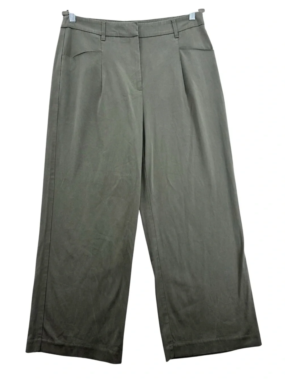 Classic Wide-Leg Pants in Olive - Picture 3 of 9